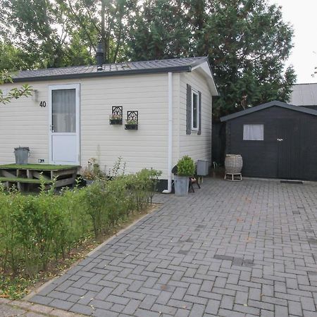 Sfeervol Chalet Op De Veluwe 푸텐 외부 사진