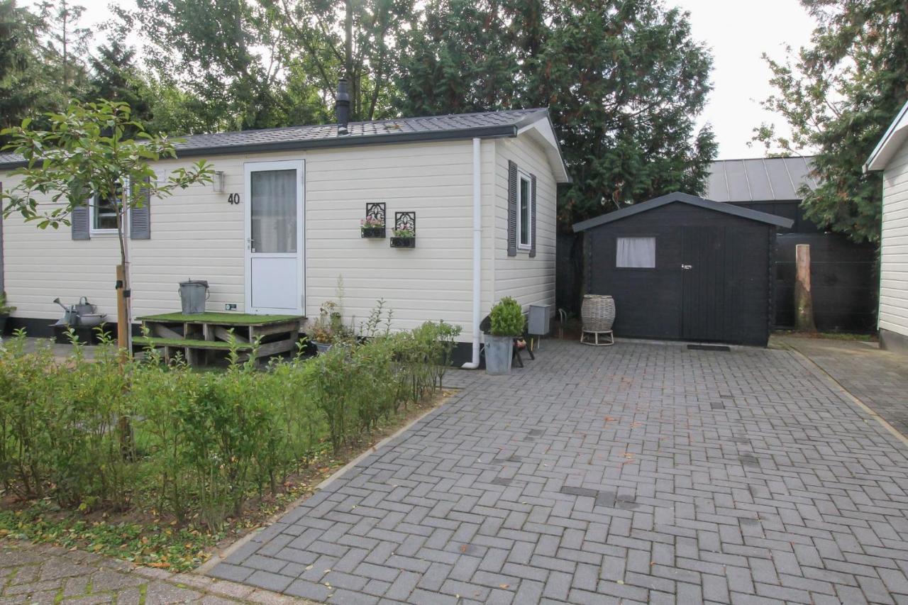Sfeervol Chalet Op De Veluwe 푸텐 외부 사진