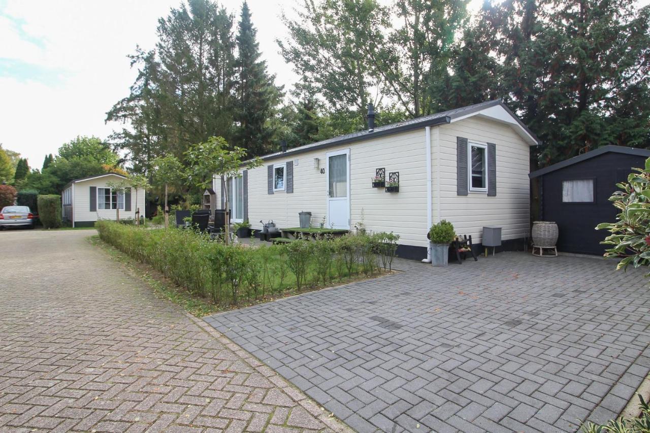 Sfeervol Chalet Op De Veluwe 푸텐 외부 사진