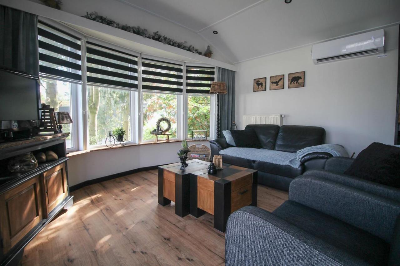 Sfeervol Chalet Op De Veluwe 푸텐 외부 사진