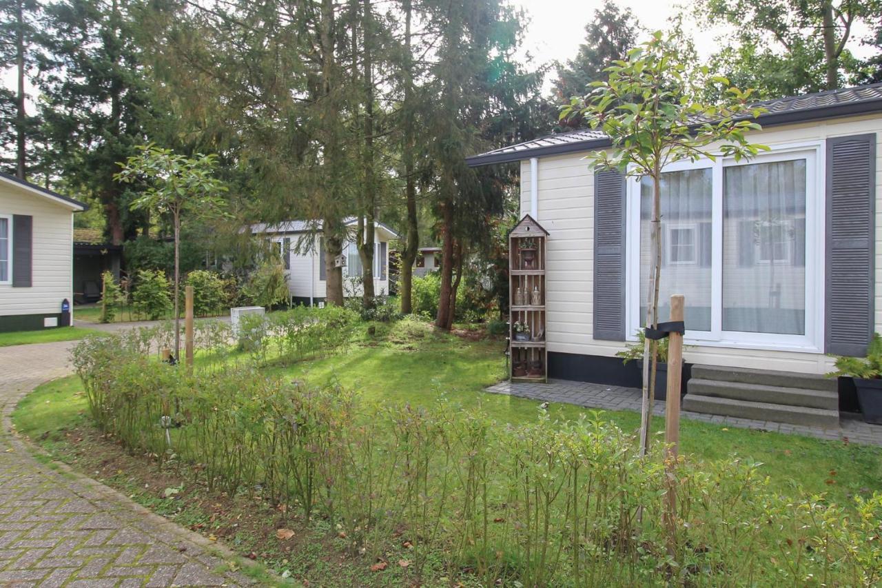 Sfeervol Chalet Op De Veluwe 푸텐 외부 사진